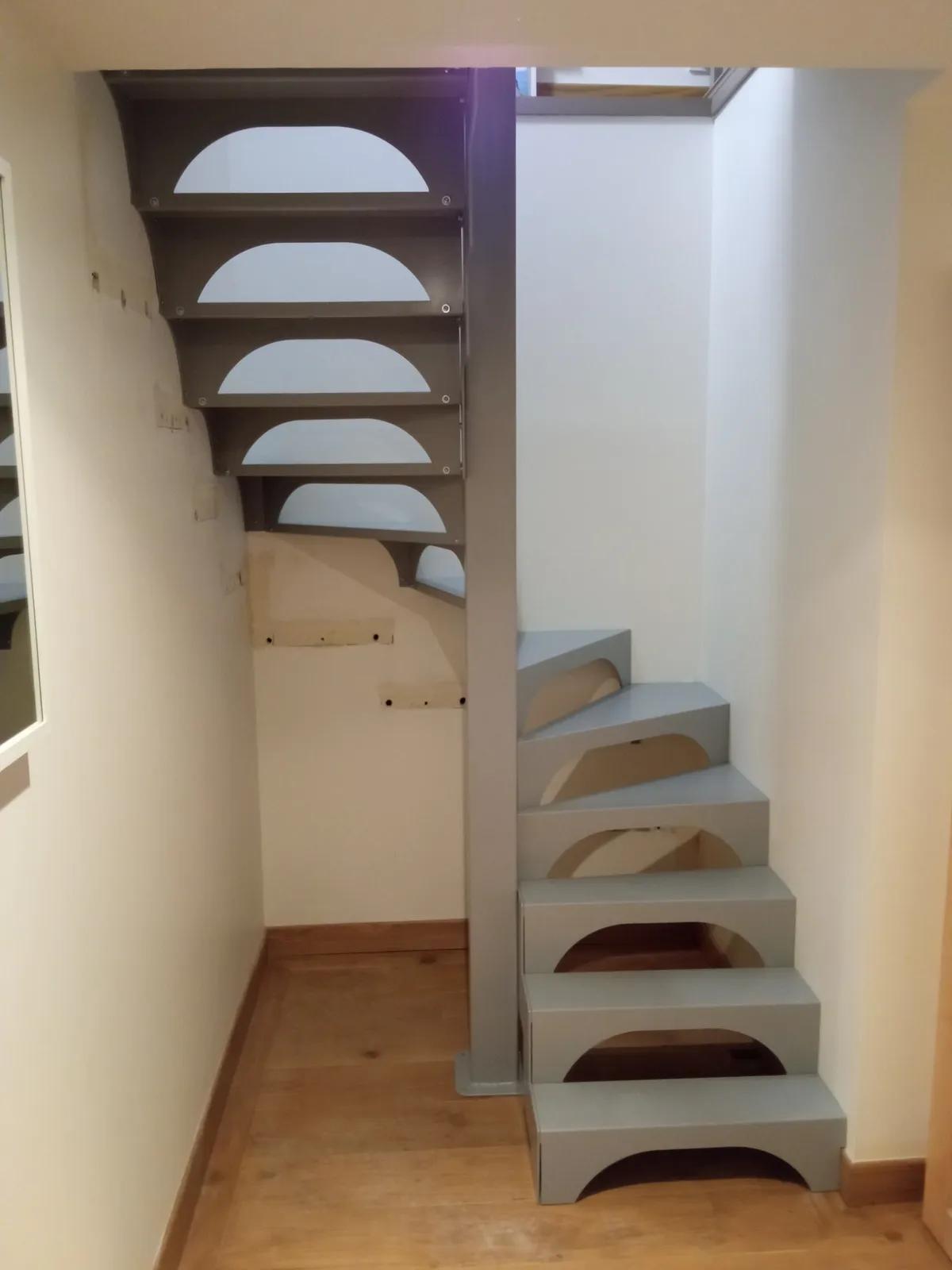 amenagement-metal-escalier-moderne